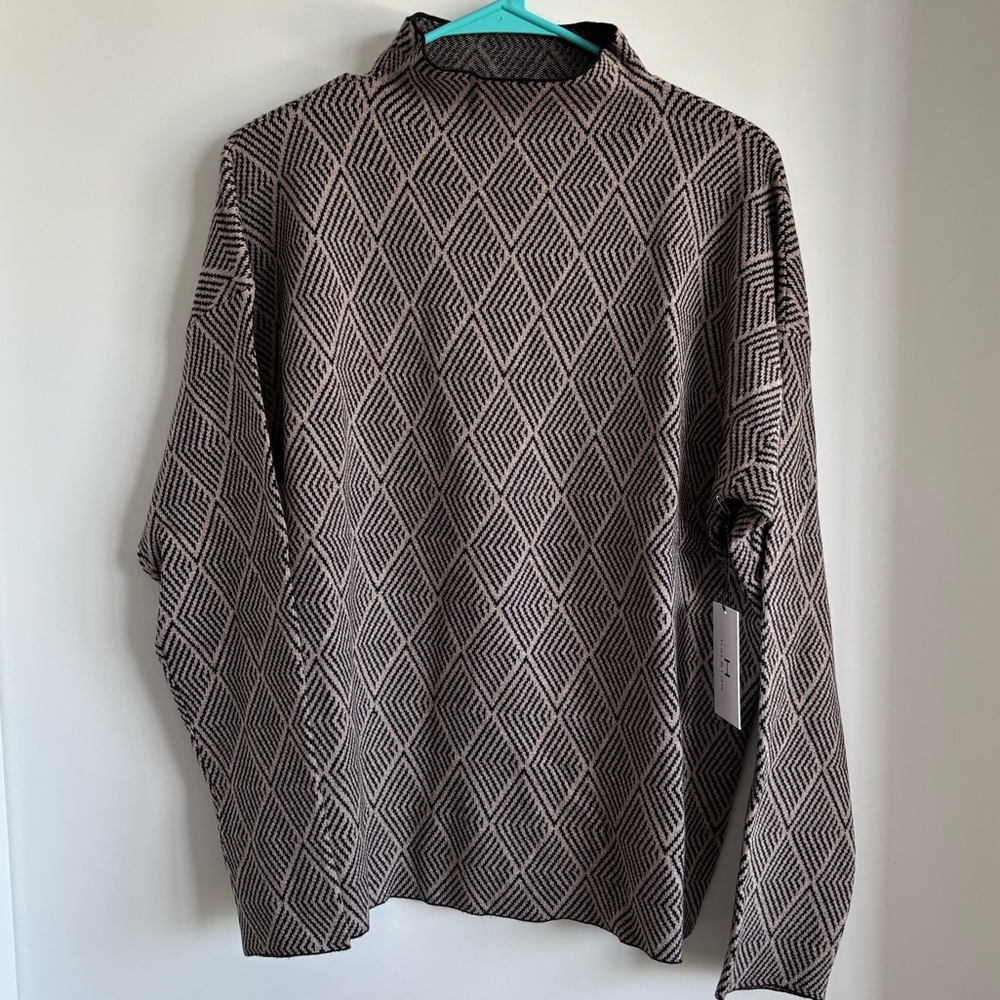 H by Halston Patterned Black and Tan Sweater